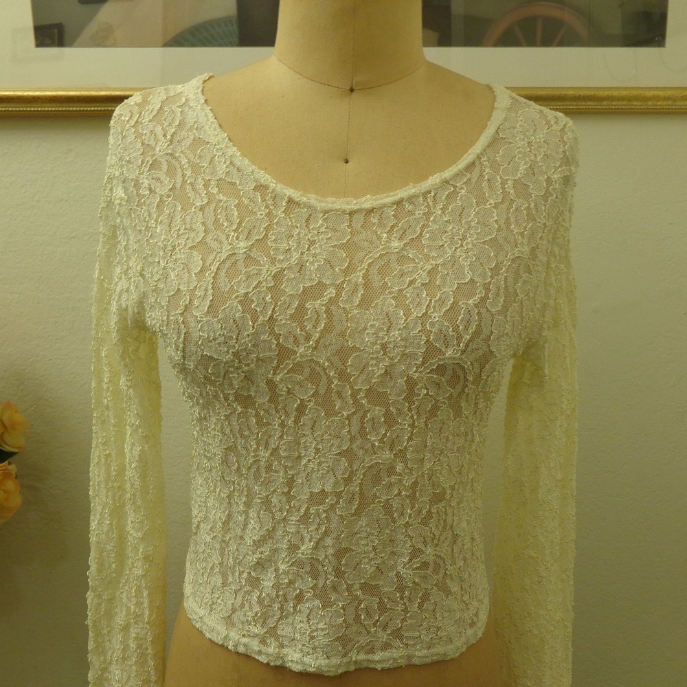 Vintage Off White Long Sleeve Lace Blouse Top